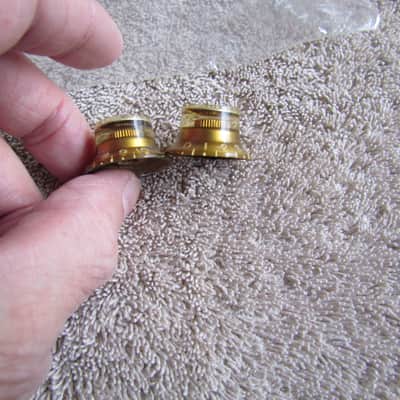 1966 Gibson Reflector Knobs Set Of 2 Gold Bonnet/Reflector Knobs From 1966 Epiphone Vintage Correct image 3