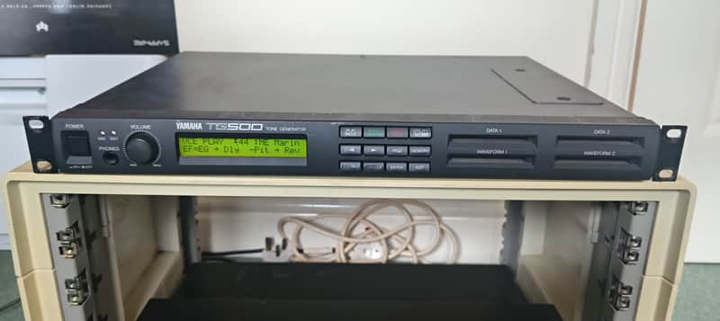 Yamaha TG500 (SY85 Rack Unit) image 1