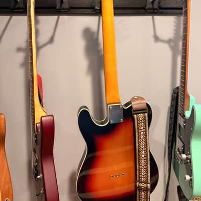 Squier Classic Vibe Telecaster Custom with Rosewood Fretboard 2010 - 2018 - 3-Color Sunburst image 2