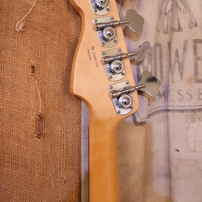 Fender Highway One Precision Bass 2007 - Red image 7