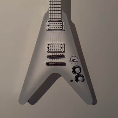 Epiphone Brendon Small Signature "Snow Falcon" Flying V - Snow Burst image 2