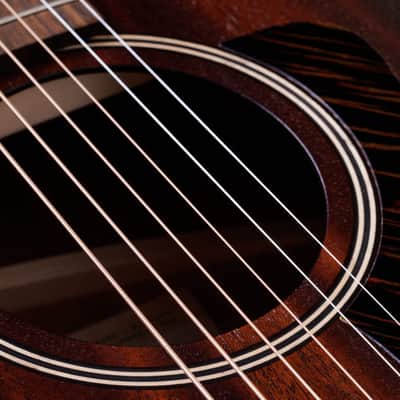 Taylor AD22e American Dream Series,  Grand Concert A/E, Mahogany/Sapele, Natural image 3