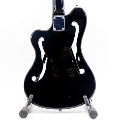 Eastwood MRG Series EUB-1 Fretless Electric Bass with Case – Black image 13