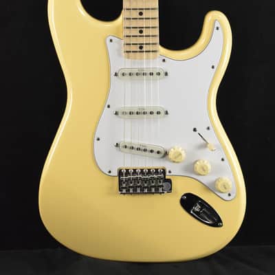 Mint Fender Yngwie Malmsteen Stratocaster Vintage White Scalloped Maple Fingerboard image 1