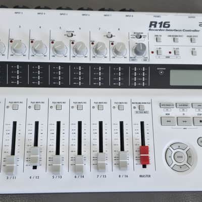 Zoom R16 USB Audio Multitrack Recorder image 11