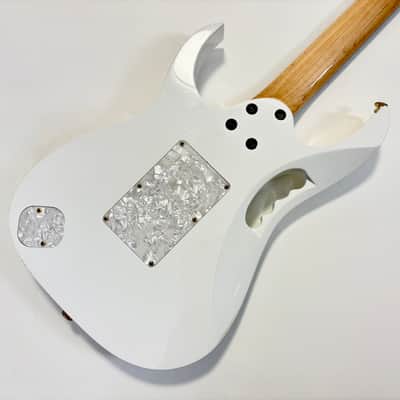 Ibanez JEM7V Prestige White Steve Vai Signature image 18