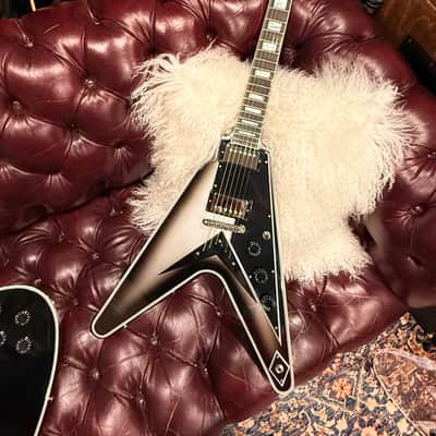 Gibson Flying V Custom - Dealer Select - Silverburst (2025) image 2