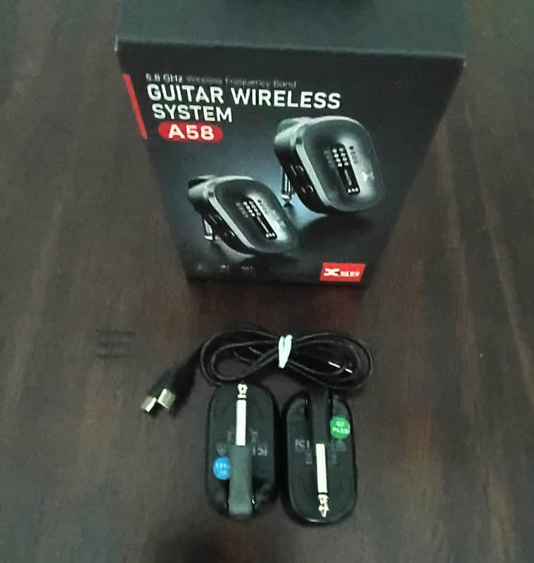 Xvive A58 wireless guitar system 2000s image 1