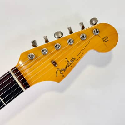 Fender Stratocaster ST-62 crafted in Japan 2004-2005 Sunburst image 2