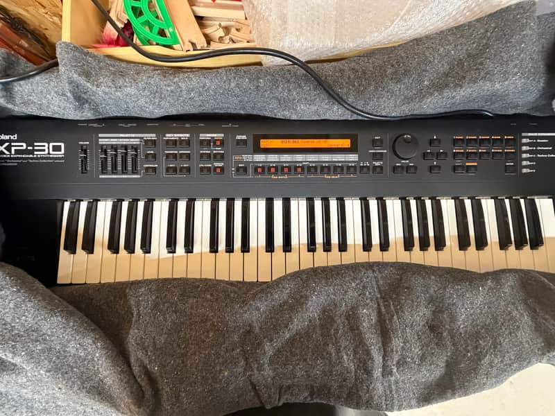 Roland XP-30 61-Key 64-Voice Expandable Synthesizer - Black image 1
