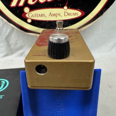 Walrus Audio Contraband Fuzz Pedal with Box image 5