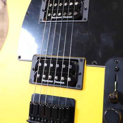 Fender Player Plus Telecaster HH Ebony Fretboard - Limited Edition - Ferrari yellow image 4