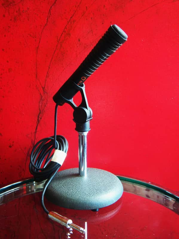 Vintage RARE 1980's AKG D70 / D70ME dynamic cardioid microphone 620 OHMS w accessories DRUMS HORNS image 1
