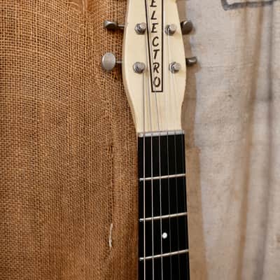 Danelectro Deluxe Model 6037 DC-3 1959 - Walnut image 3