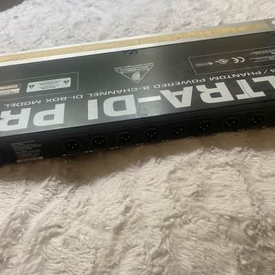 Behringer Ultra-DI Pro DI800 Phantom Powered 8-Channel Direct Box rack image 2