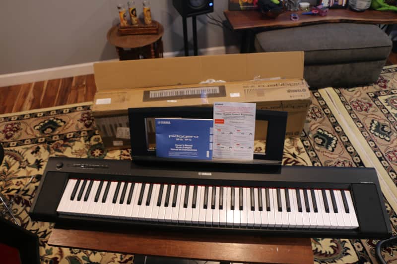Yamaha NP-35 Piaggero 76-Key Digital Piano