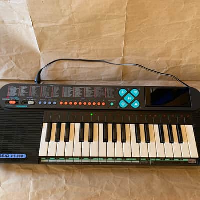 Casio  PT-380  80s 90s 32-key Synth with Microphone in original Box Excellent Condition