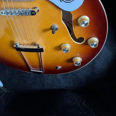 “Epiphone CASINO” 2025 - SUNBURST image 5