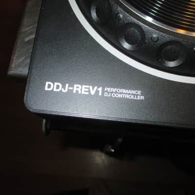 Pioneer DDJ-REV1 2-Channel DJ Controller 2022 - Present - Black image 2