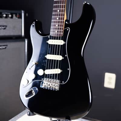 Fender MIJ Stratocaster Black Left Handed image 3