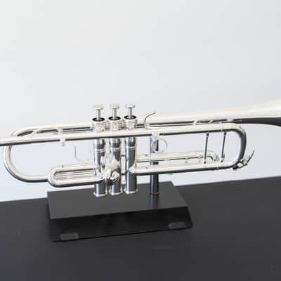 Yamaha YTR-8335GS Xeno Bb Trumpet with Gold Brass Bell (SN 4803xx) image 3