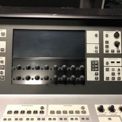 [Lot #24] Soundcraft Vi 3000, Stage Box, Cards, and Flight Case image 5