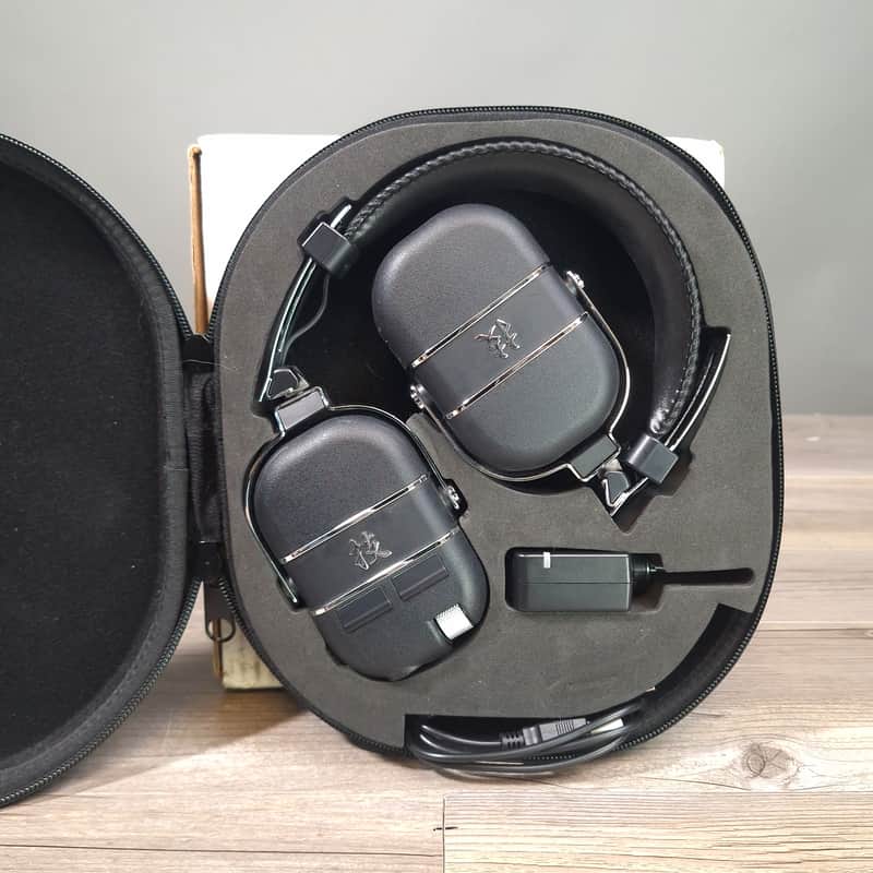Boss Waza-Air Wireless Guitar/Bass Headset System w/ Case (USED) image 1