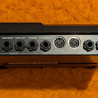 Akai XR20 2010s - Black with power supply image 4