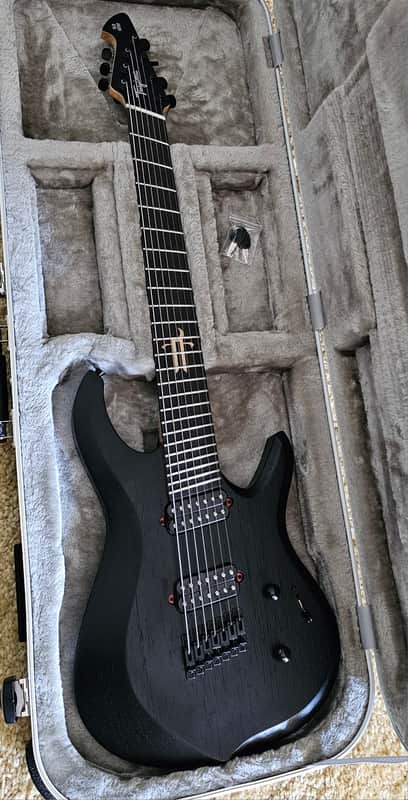 Tagima True Range 7-string Multiscale Black w/ Hard Case image 1
