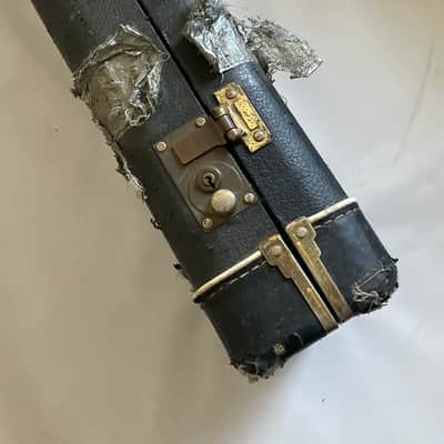 Immagine 1980's Kramer Pacer, Baretta, Sustainer Black Tolex Hardshell Electric Guitar Case (Rough Shape, Needs repair) - 15