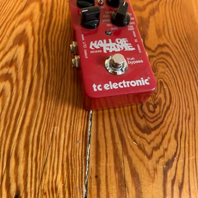 TC Electronic Hall of Fame Reverb 2011 - 2017 - Red Bild 1