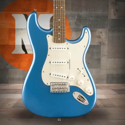 Squier Classic Vibe '60s Stratocaster - Laurel Fingerboard - Lake Placid Blue image 1