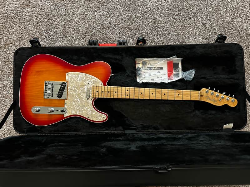 Fender American Deluxe Telecaster with Maple Fretboard 2011 - 2016 - Aged Cherry Burst image 1