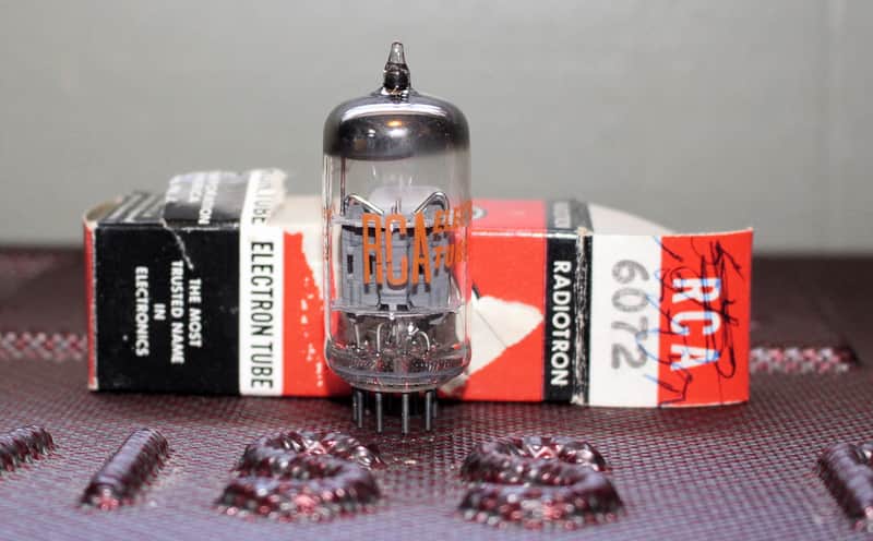 RCA 6072 12AY7 GREY PLATE HALO GETTER PERFECT BALANCE NOS+ NIB VINTAGE 1967 image 1