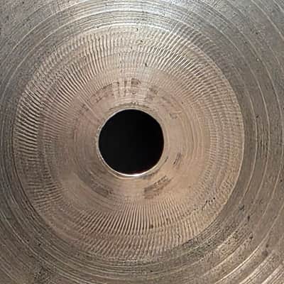 Zildjian Avedis 20" Ride Cymbal - 2344g - Vintage 1960s Stamp - Dark - Flat Profile image 3