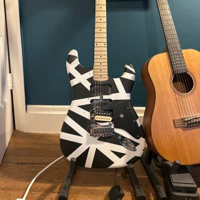 EVH 1978 reverse colour way black and white frankenstrat “Zebra” 1978 - Matte black image 1