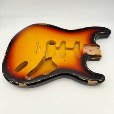 MJT Stratocaster Body Alder Relic Nitro 3-Tone Sunburst mjt6663 image 2