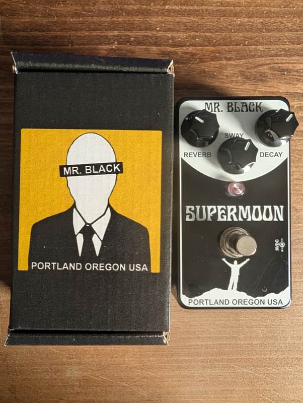 Mr. Black Supermoon