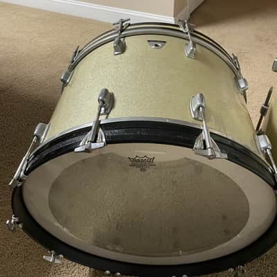 Ludwig Standard 12/13/16/22 Drum Kit 1970’s - Silver Mist image 8