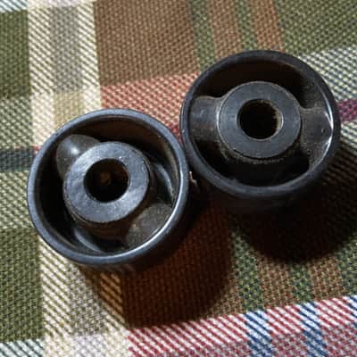 Two Black Vintage 1930s-40s Bakelite Amplifier Knobs image 3