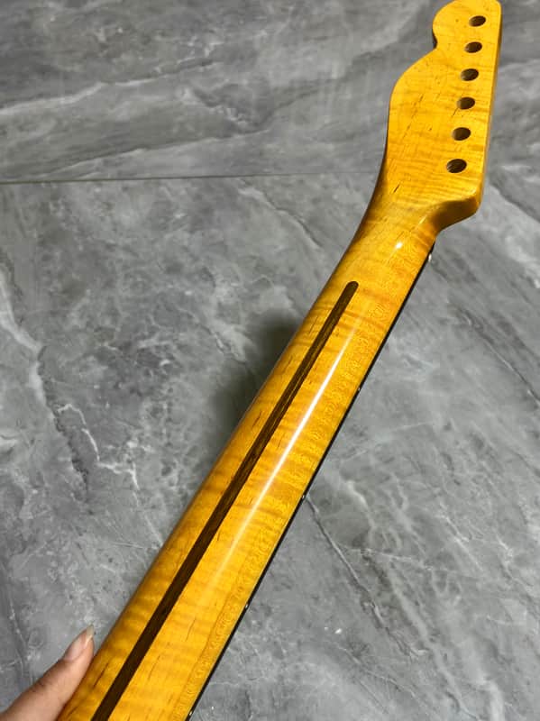 6 string Rosewood Stainless steel 22frets Gloss Yellow Maple Electric guitar neck hole:10mm image 1