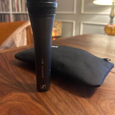 Sennheiser e835 Handheld Cardioid Dynamic Vocal Microphone 1998 - Present - Dark Grey