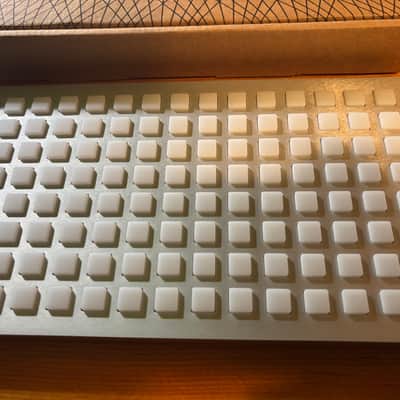 Monome 128 Grid - Latest USB-C Model image 3