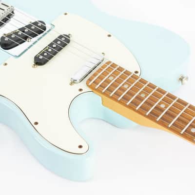 Fender Deluxe Nashville Telecaster 2019 Daphne Blue image 18