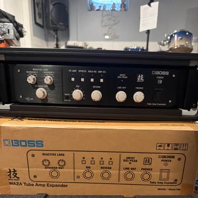 Boss Waza Tube Amp Expander with 2U Rack image 2