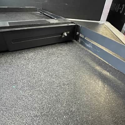 Middle Atlantic Products SSL 1U Low Profile Sliding Rack Tray w/added bumpers image 6