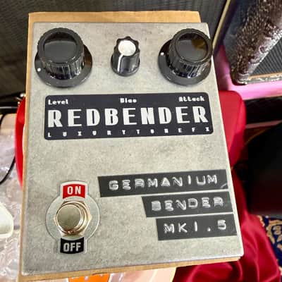 Luxury Tone FX  REDBENDER The Missing Link / The Essence of 1966 British Fuzz 2026 image 11