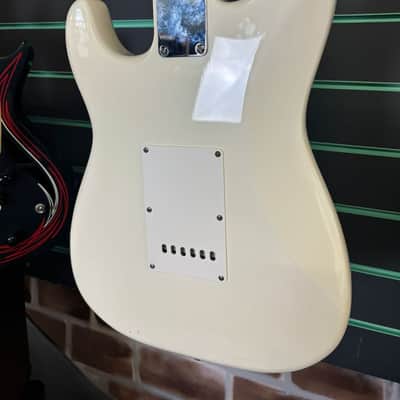 Squier Pro-Tone Stratocaster Olympic White 1997 Electric Guitar image 17