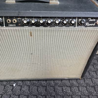 Fender Twin Reverb 2-Channel 100-Watt 2x12" Guitar Combo Silverface image 3