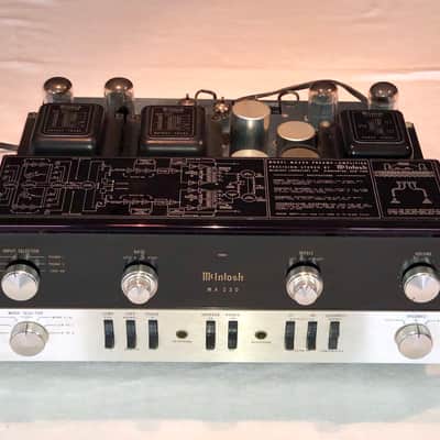 Rare Condition McIntosh MA230 Amplifier/Pre-amplifier , Expertly Restored One Owner Gorgeous image 4